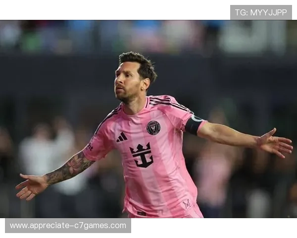 梅西领衔大巴黎战胜曼城提前晋级欧冠八强 球迷热议梅西表现